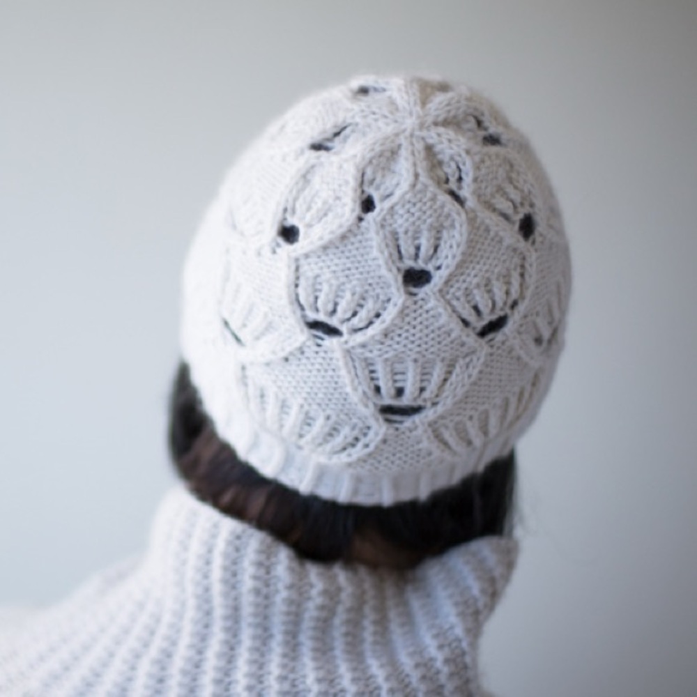 White Knit Luxurious Beanie